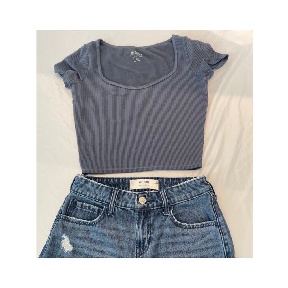 Hollister top, ribbed crop top,Y2K aesthetic, coquette style, summer crop top, S - Picture 2 of 6